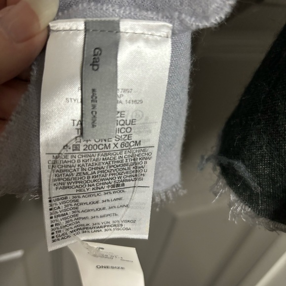 GAP New Colorblock Scarf Unisex Wool Blend Gray - Picture 7 of 8